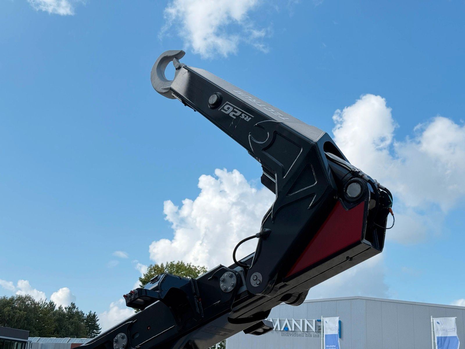 Fahrzeugabbildung MAN TGS 35.520 8x4 BL Abrollkipper MEILLER 26.65-TSL