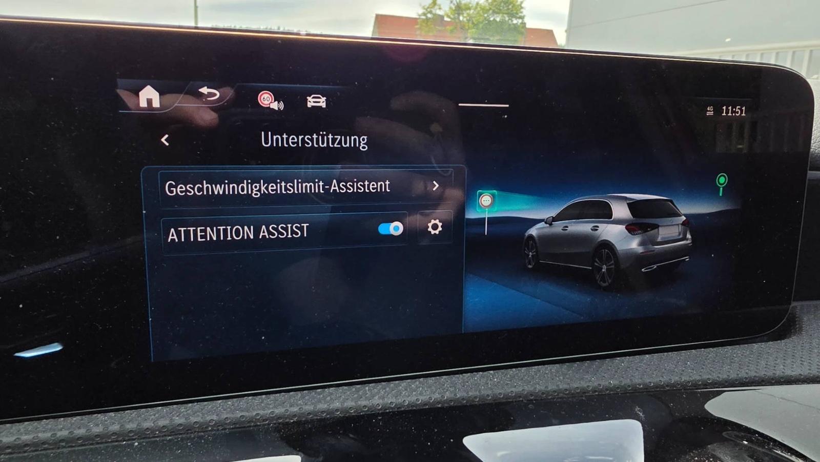 Mercedes-Benz A 250 e AMG DCT WIDESCREEN LED KAMERA AMBIENTEBE