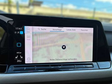 Volkswagen Golf - 10