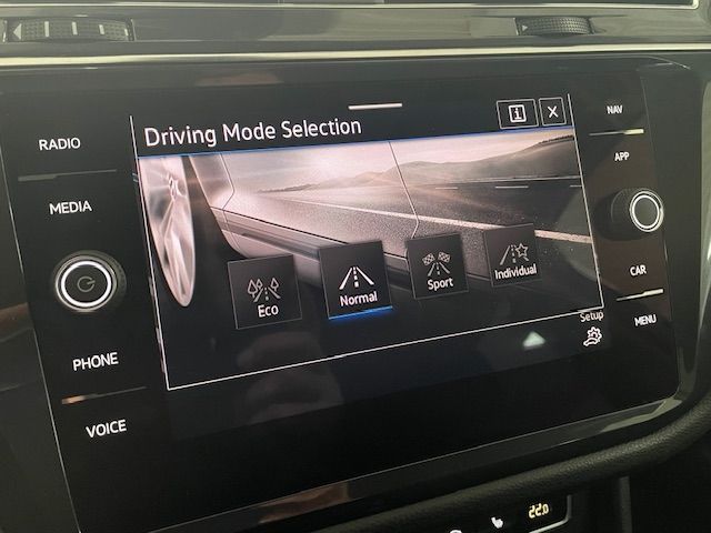 Tiguan Allspace 2.0 TDI DSG Comfortline HUD Navi