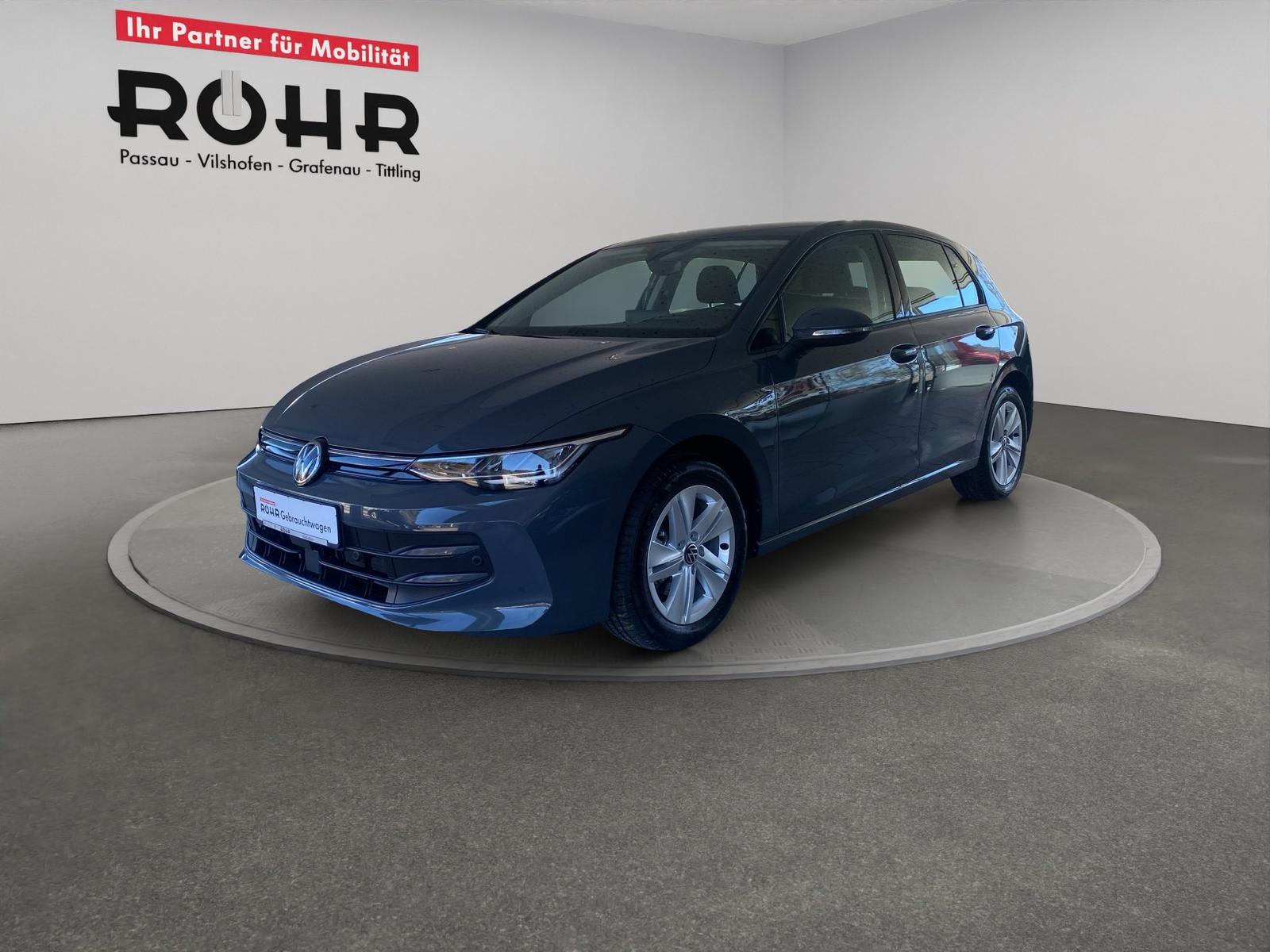 Volkswagen Golf VIII Life (AHK.SHZ.NAVI.PDC.ACC.LED) 1.5 TS