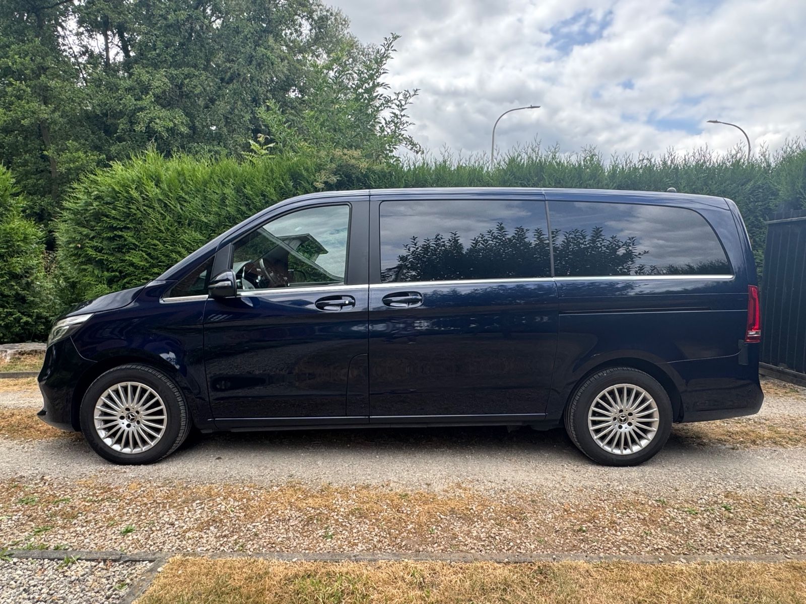 Mercedes-Benz V 220d AVANTGARDE Lang***21.000 Netto***5 Places imagem 2