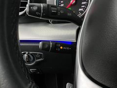 MERCEDES-BENZ E 350d / 4x4 / 1.HAND/ PANO / GARANTIE / LED / MERCEDES-BENZ E 350d / 4x4 / 1.HAND/ PANO / GARANTIE / LED /