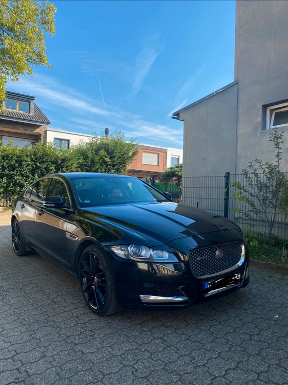 Image of Jaguar XF