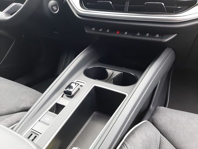 Fahrzeugabbildung Skoda Elroq 85x Sportline Matrix AHK HuD 21" ACC Kamer