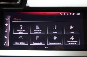 Fahrzeugverkauf 19 Audi A3 Sportback 35 TFSI S line Matrix Sonos Pano