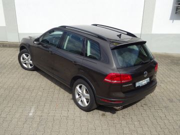 Volkswagen Touareg - 10