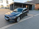 BMW 540i xDrive Luxury Line / Display Key  - BMW 540 mit Benzin-Antrieb: Kombi