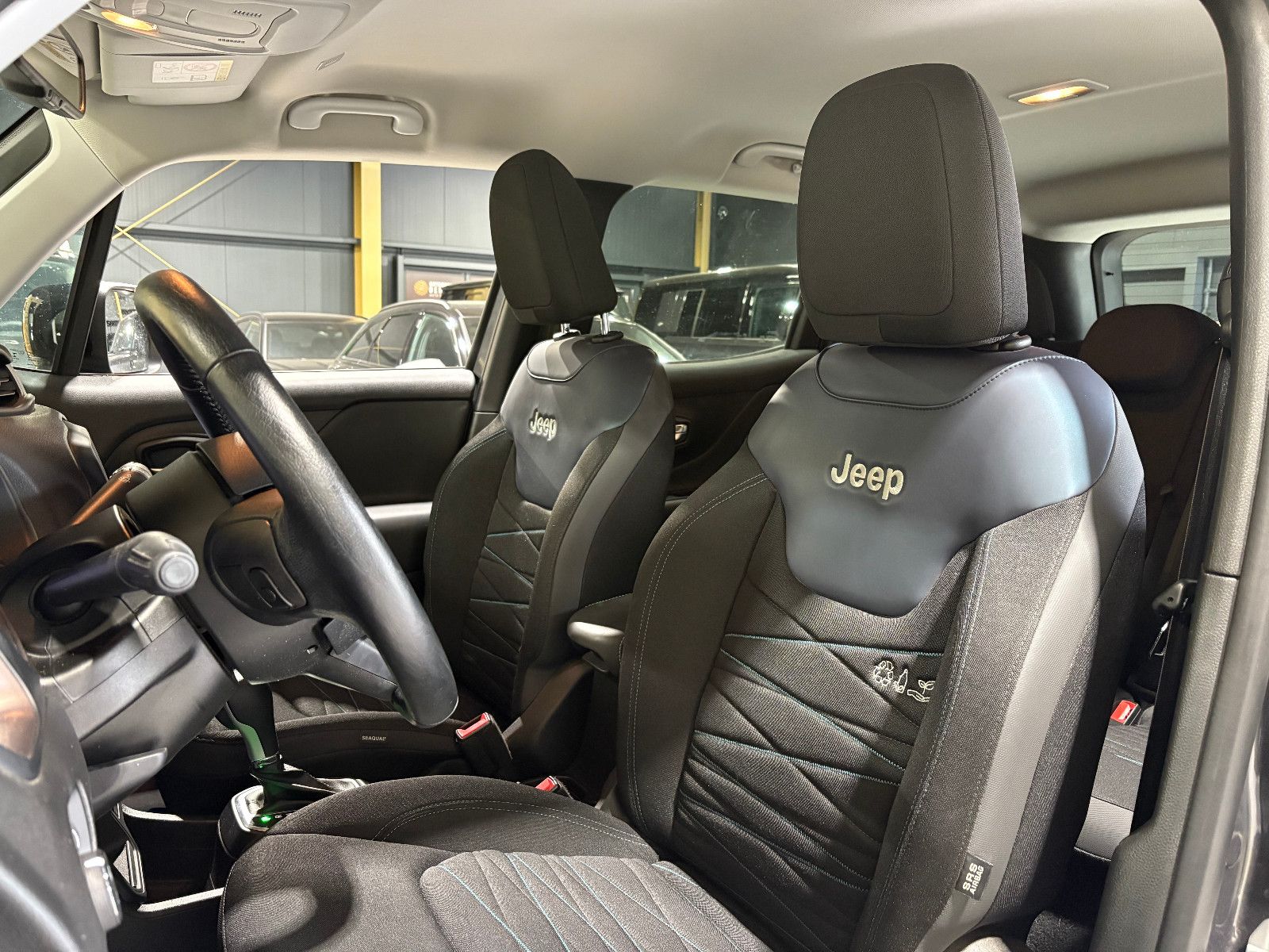 Fahrzeugabbildung Jeep Renegade Longitude Mild-Hybrid FWD/ACC/NAVI/KAM