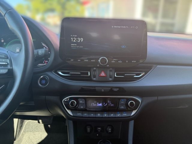 Fahrzeugabbildung Hyundai i30 Trend Mild-Hybrid 1.0 T-GDI +KLIMA+RFK+NAVI+