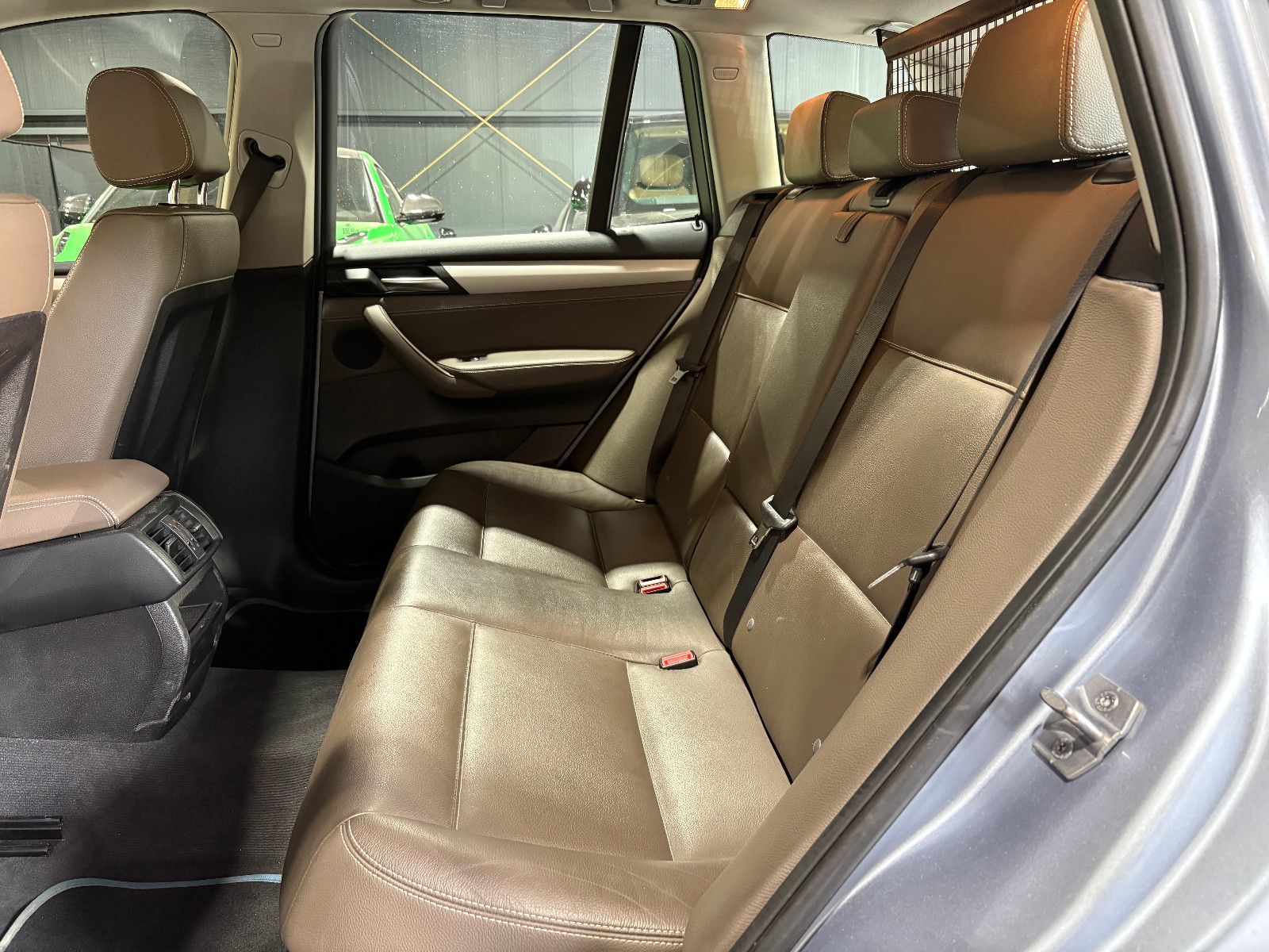 Fahrzeugabbildung BMW X3 xDrive 30 d/TEMPOMAT/SHZ/PDC/KLIMA/VOLLEDER