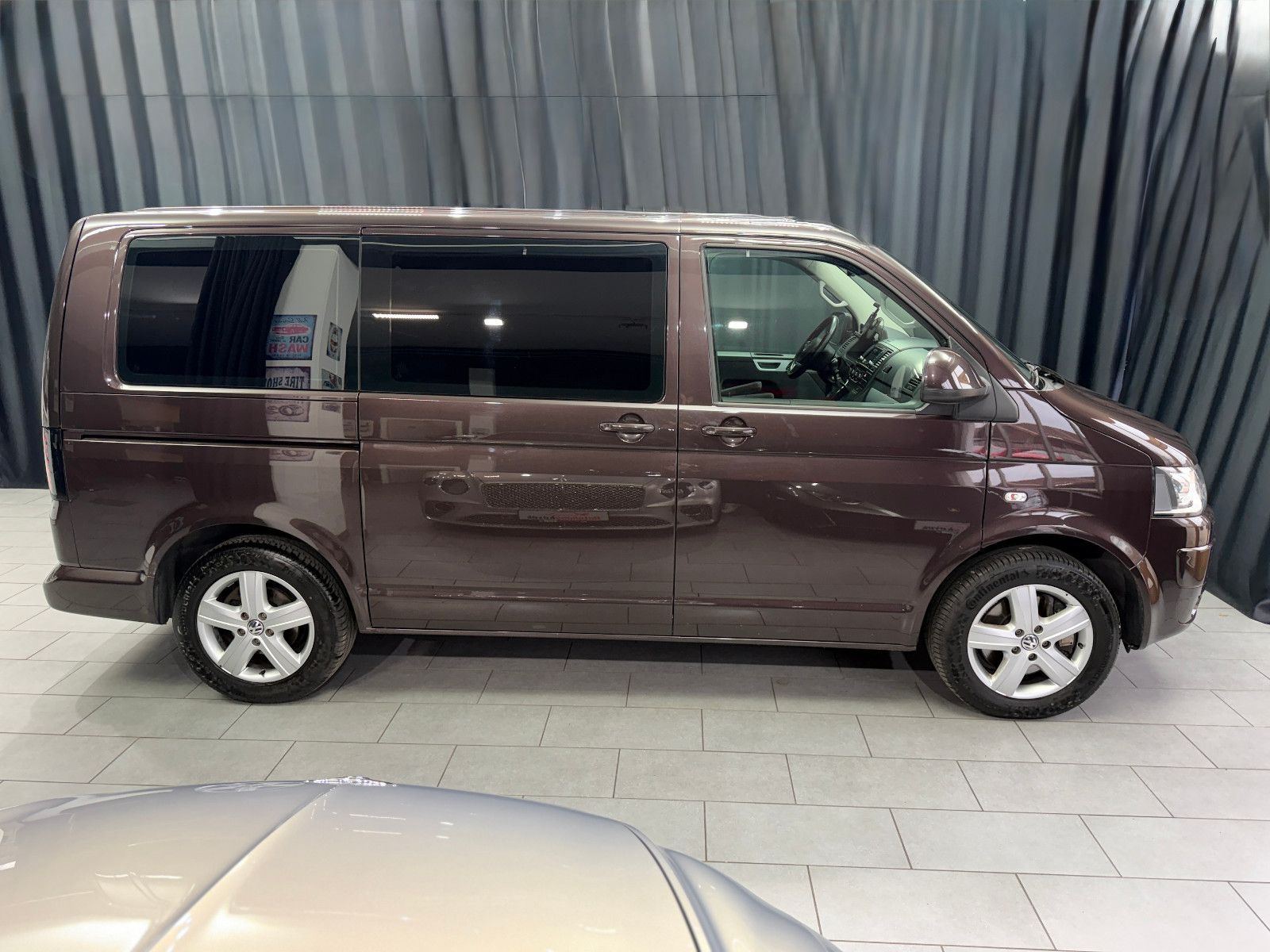 Fahrzeugabbildung Volkswagen Volkswagen T5 Multivan Comfortline 4Motion