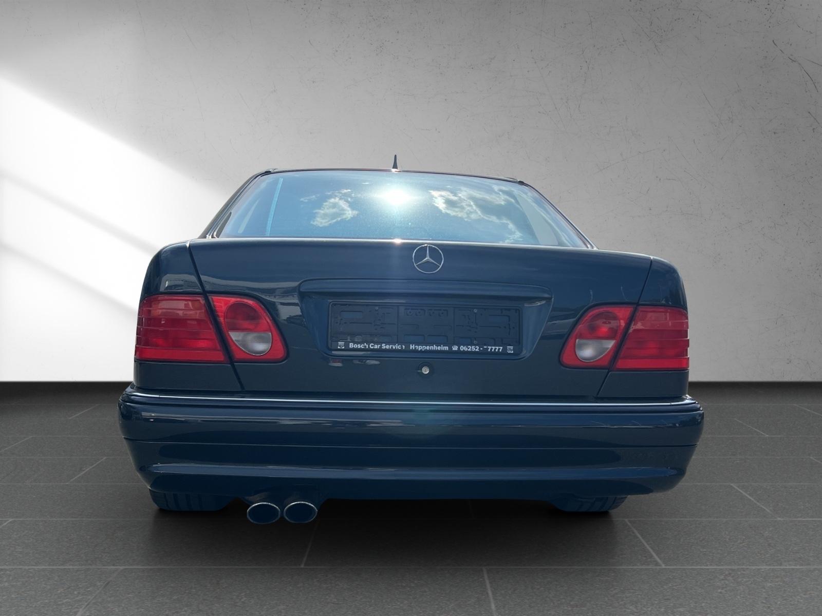Mercedes-Benz E 50 AMG