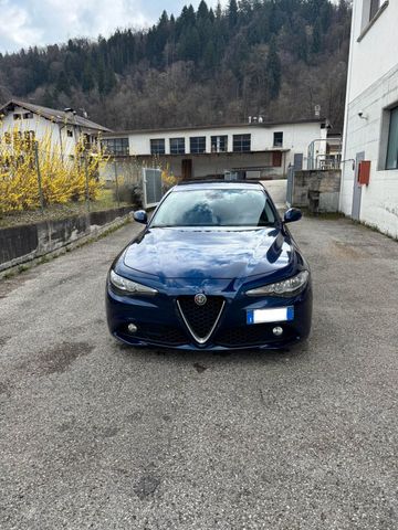 Alfa Romeo Giulia 2.2 Turbodiesel 150 CV Super