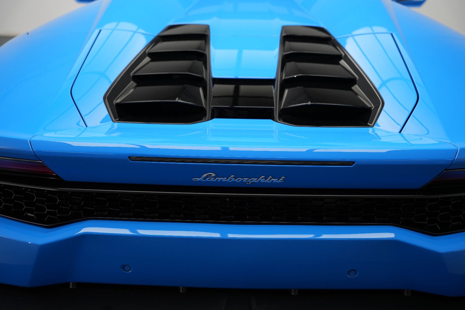Fahrzeugabbildung Lamborghini Huracán/SPYDER/LIFT/KAMERA/LP610/KERAMIK/