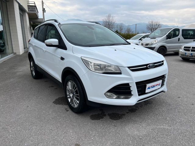 Ford Kuga 2.0 TDCI 140 CV 4WD Powershift Titaniu