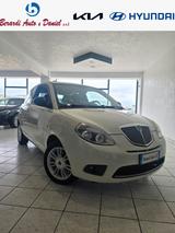 Lancia Ypsilon 1.3 MJT 75 CV Platinum - Lancia Ypsilon Platinum mit Diesel-Antrieb