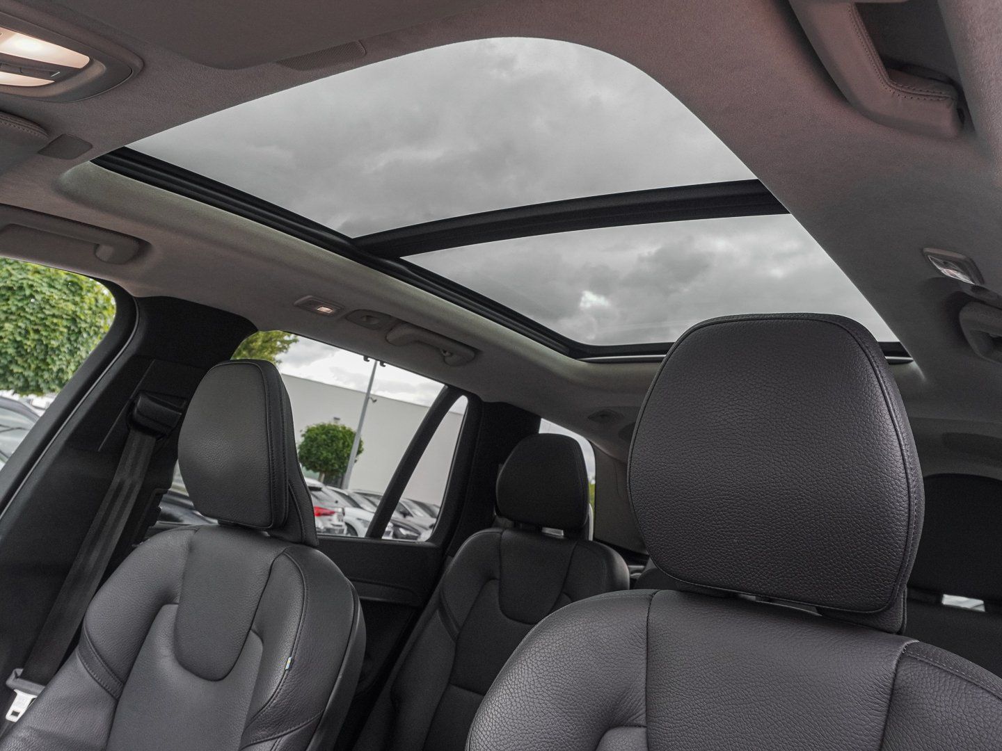 Volvo XC90 T8 AWD Ultimate Bright Plug-in Hybrid PANO foto 8