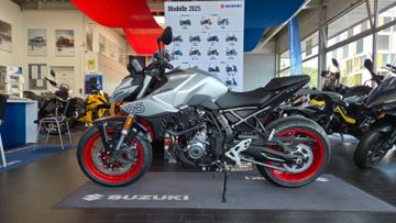 Suzuki GSX 8S