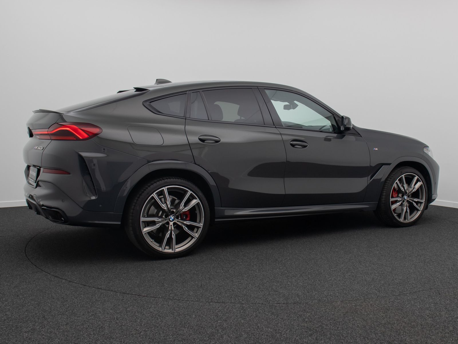 Fahrzeugabbildung BMW X6 M50i 360° B&W SkyLounge Individual Mega-Voll