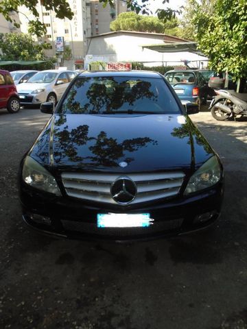 Mercedes-Benz MERCEDES C 220 cdi Elegance 220000 KM