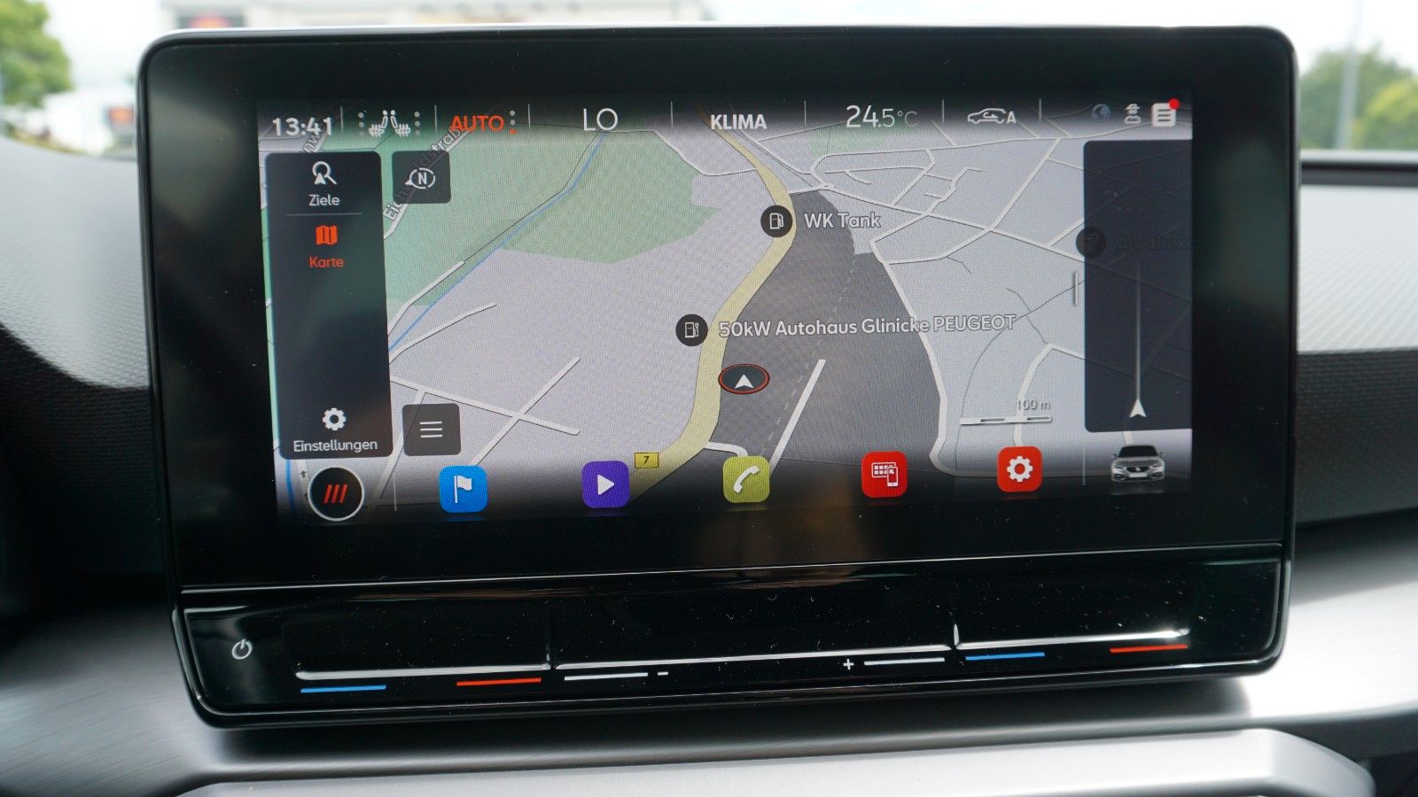 Fahrzeugabbildung SEAT Leon FR, SEAT Garantie, Navi, Sportfahrwerk, LED