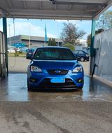 Ford Focus 2,5 ST  - Ford Focus aus 2007 mit Benzin-Antrieb: Limousine