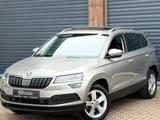 Skoda Karoq Style DSG/Pano/4xSHZ/AHK/Navi/CAM/LED/ACC/ - Skoda Karoq mit Schiebedach