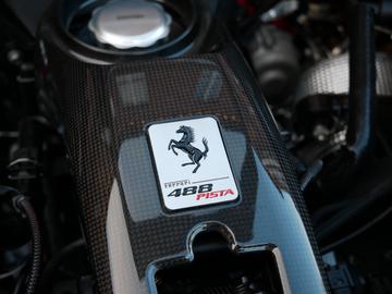 2019 Ferrari 488 PISTA — миниатюра 26