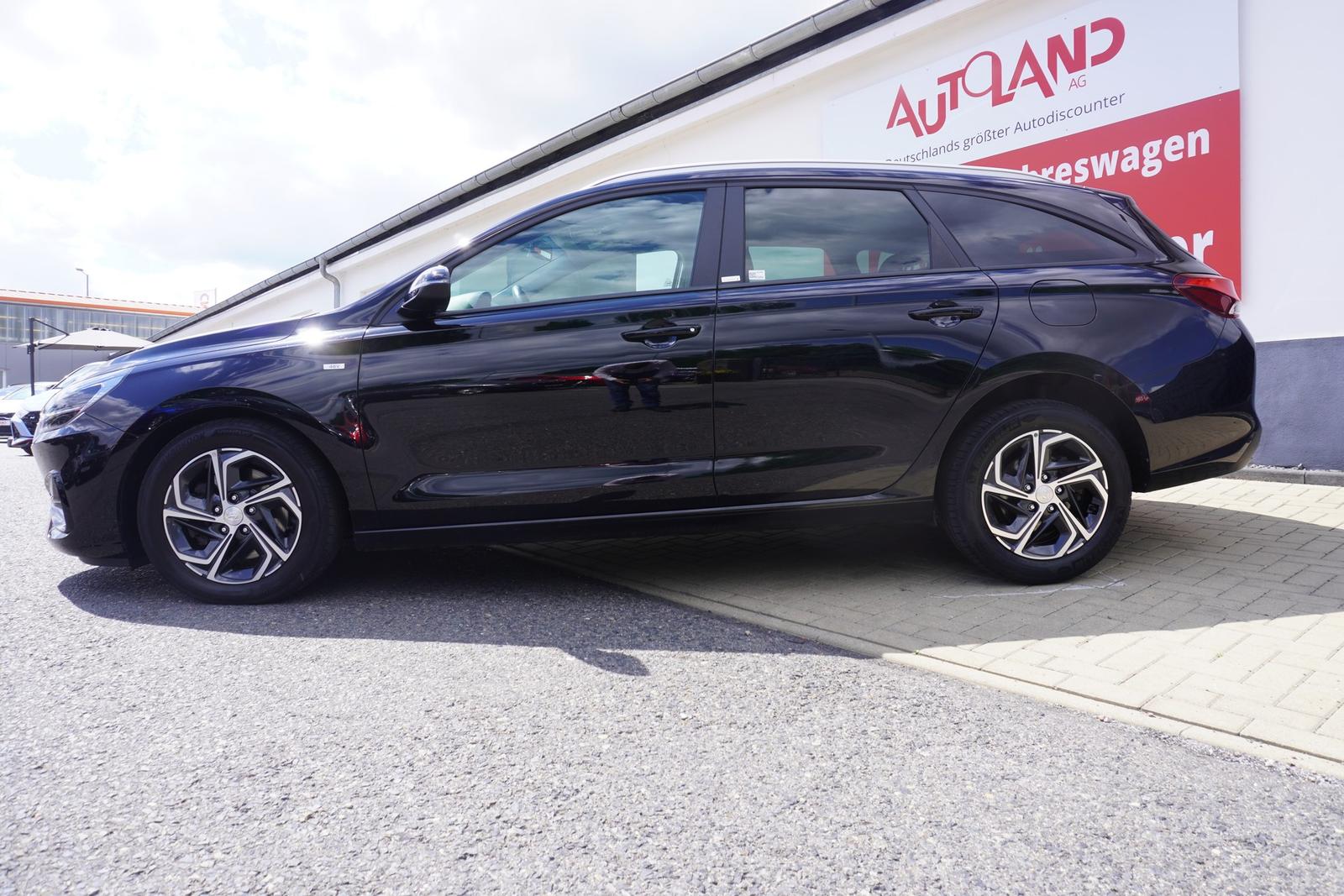 Hyundai i30 Kombi 1.0 T-GDI LED Navi Kamera PDC Tempomat