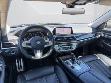 BMW 740 - 12