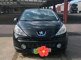 Peugeot 207cc JBL serie - Peugeot 207 Jbl mit Benzin-Antrieb