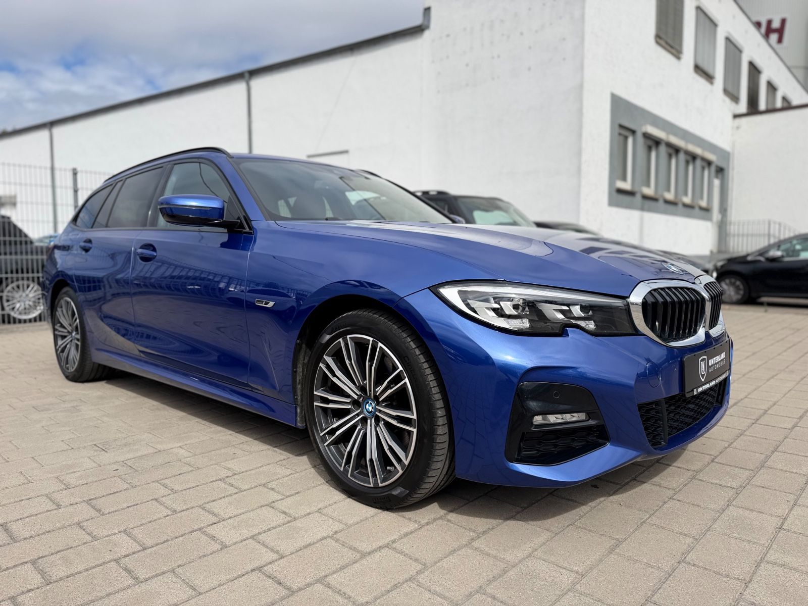 BMW 320 e Touring M Sport|LED|NAVI|VIRTUAL|1 HAND imagem 2