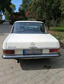 صورة 3 لـ 1972 Mercedes-BENZ C 220