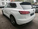 Volkswagen Touareg R-Line 4Motion/LED/PANO/ACC - VW Touareg in Duisburg