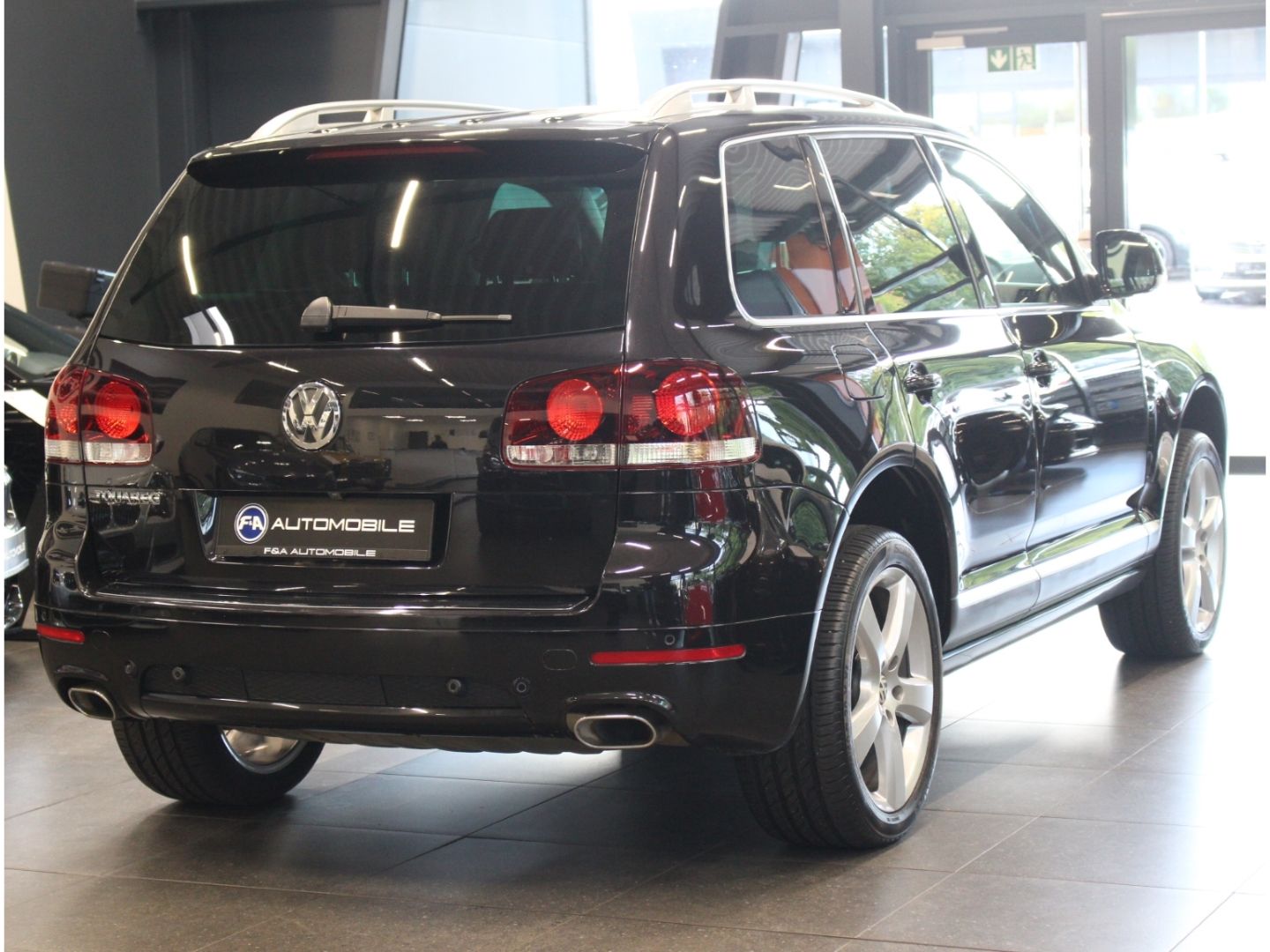 Fahrzeugabbildung Volkswagen Touareg 3.0 TDI V6 TDI DPF 2. Hand*Standhzg*VOLL