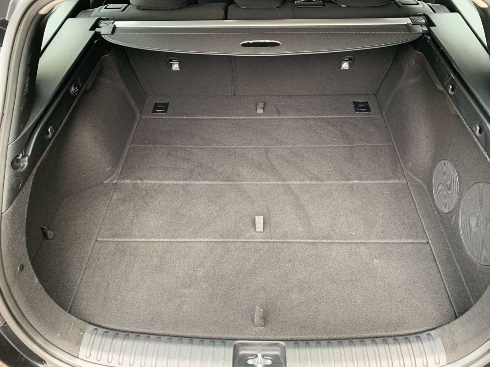 Fahrzeugabbildung Kia Ceed 1.5 7-DCT T-GDI Spirit Navi Allwetter