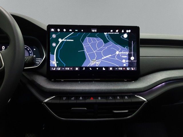 Fahrzeugabbildung Skoda Octavia Combi Selection 2.0TDI AHK HuD Leder Nav