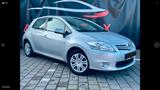 Toyota Auris 1,33-l-Dual-VVT-i - - Toyota Auris in Mainz