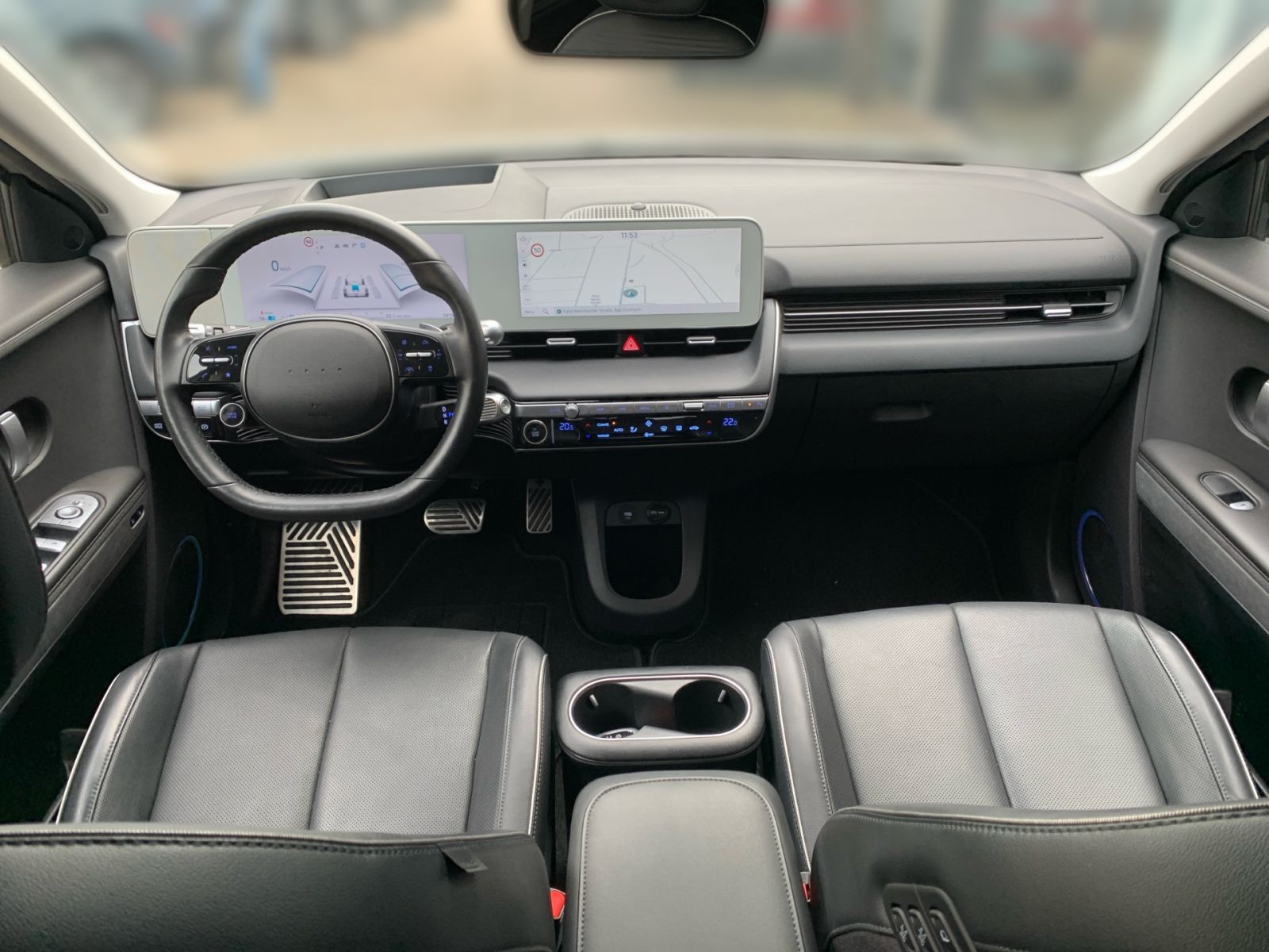 Fahrzeugabbildung Hyundai IONIQ 5 Uniq 72,6 kWh AHK 4WD Relax Solar