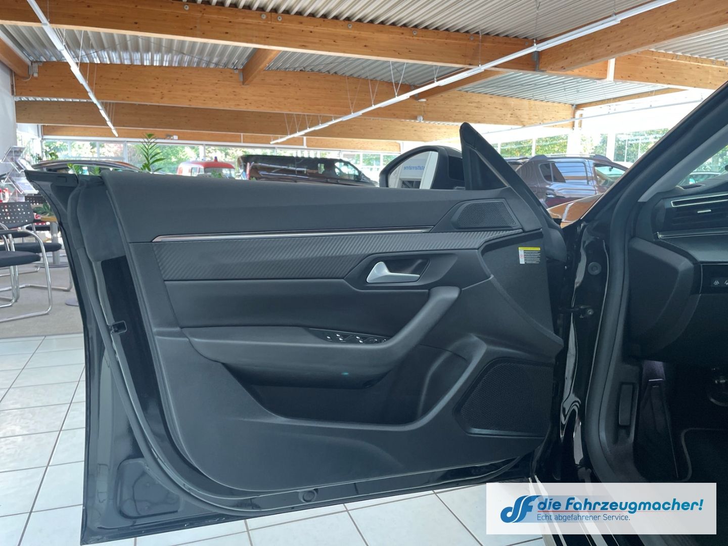 Fahrzeugabbildung Peugeot 508 SW Allure Pack 1.5 BlueHDi 130 EU6d