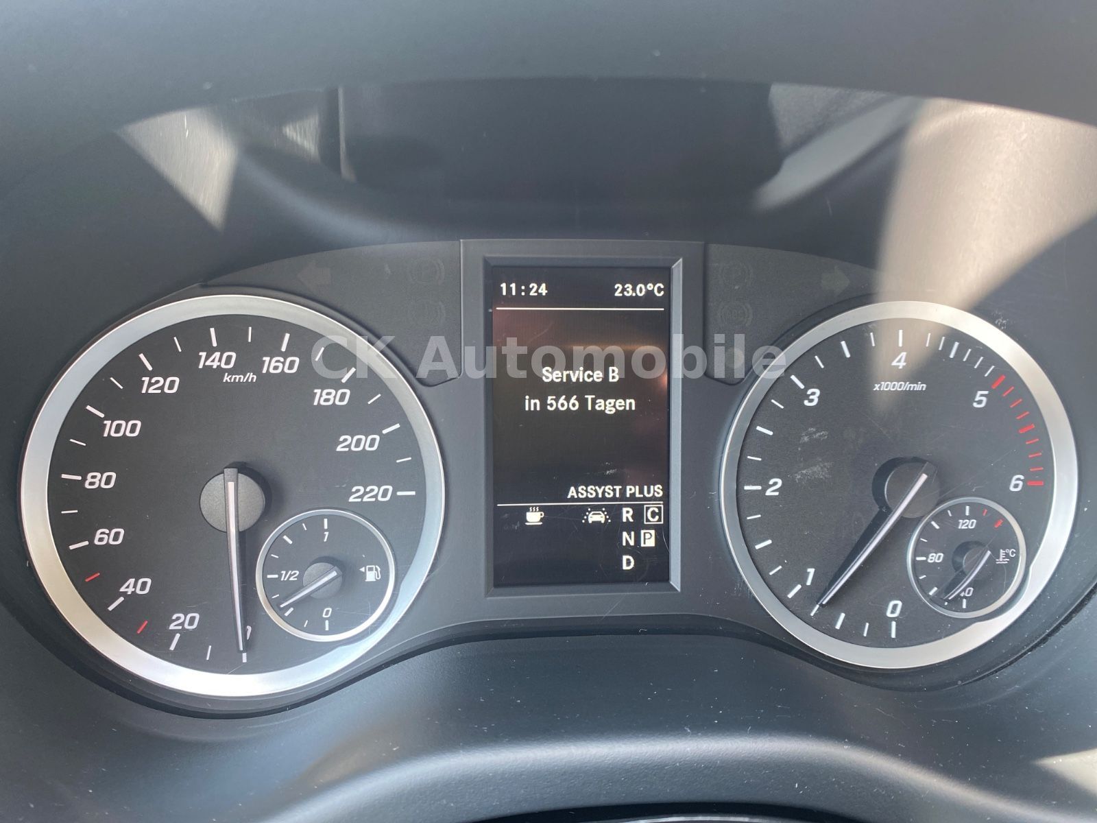 Fahrzeugabbildung Mercedes-Benz Vito Mixto 119 lang Autom./5 Sitze/Navi/LED/Kam