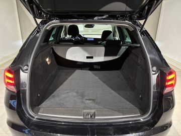 Fotografie 11 des Opel Astra 1.5 D Start/Stop Sports Tourer Elegance