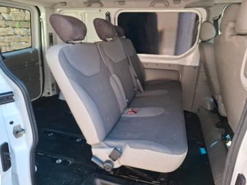Opel Vivaro - 8