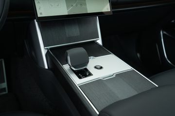 Land-Rover Range Rover - 10