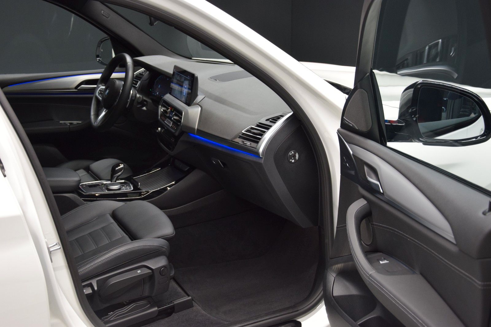 Fahrzeugabbildung BMW X3 xDrive 20 i M Sport H&k ACC Laser Pano Leder