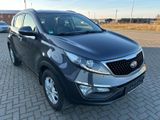 Kia Sportage Dream Team 2WD*SHZ*PDC*NAVI* Kamera*AHK - Kia Sportage aus 2015