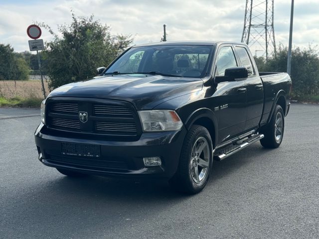 Dodge RAM 1500 HEMI 5.7 V8  LAREMIE CANADA QUADCAB 4x4