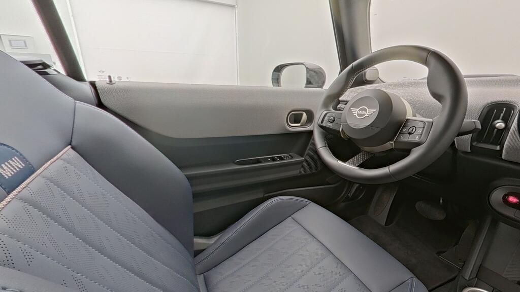 MINI Cooper Cabrio - Bild 11