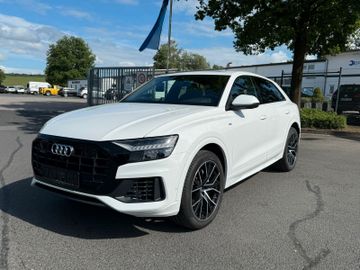 Audi Q8 - 2